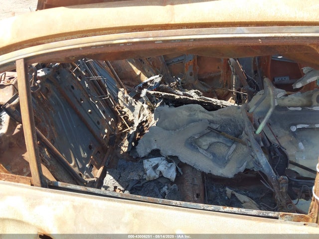 1HGCR2F52HA077168 Honda k24w1