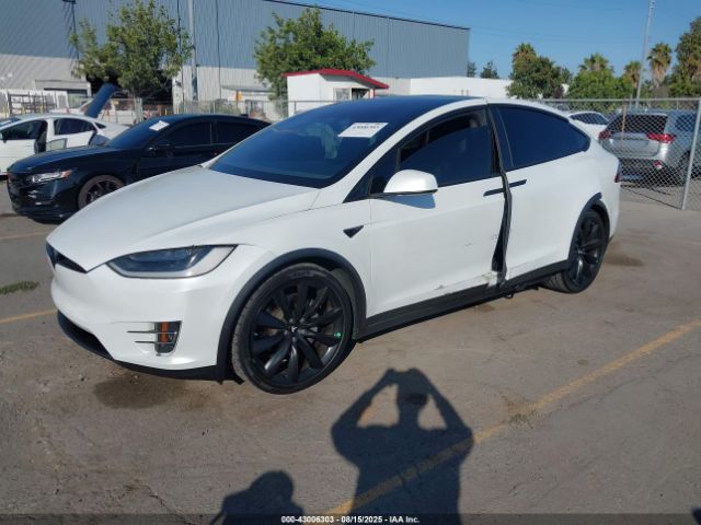 2018 TESLA MODEL X 5YJXCBE23JF138405 Photo 1