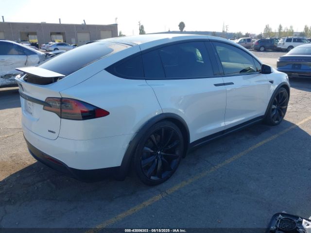 2018 TESLA MODEL X 5YJXCBE23JF138405 Photo 3