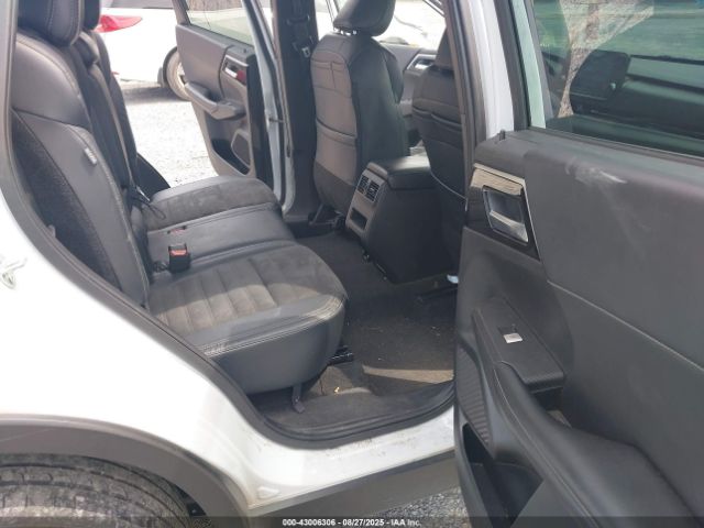 2023 MITSUBISHI OUTLANDER JA4J3UA84PZ014135 Photo 4