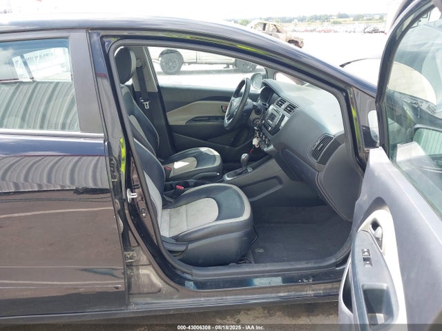 KIA Rio 2017 KNADM4A34H6063548 Image 5