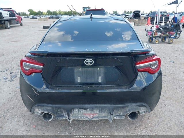 JF1ZNAA15H8706521 Toyota na