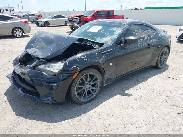 JF1ZNAA15H8706521 Toyota na