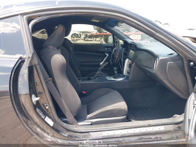 JF1ZNAA15H8706521 Toyota na