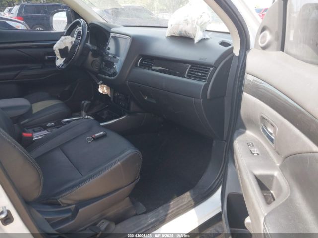 2018 MITSUBISHI OUTLANDER JA4AZ3A39JZ050181 Photo 4
