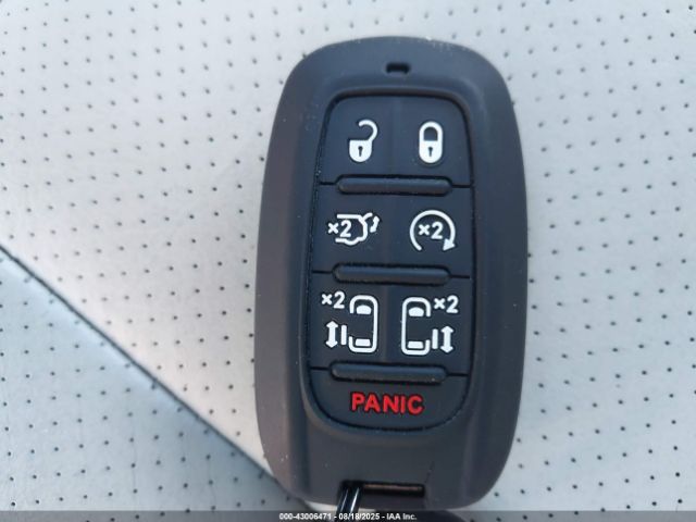 2021 CHRYSLER PACIFICA HYBRID 2C4RC1L79MR603067 Photo 10