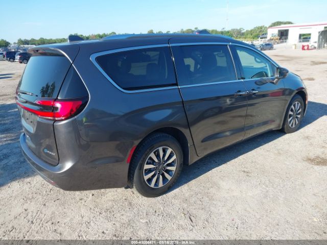 2021 CHRYSLER PACIFICA HYBRID 2C4RC1L79MR603067 Photo 3