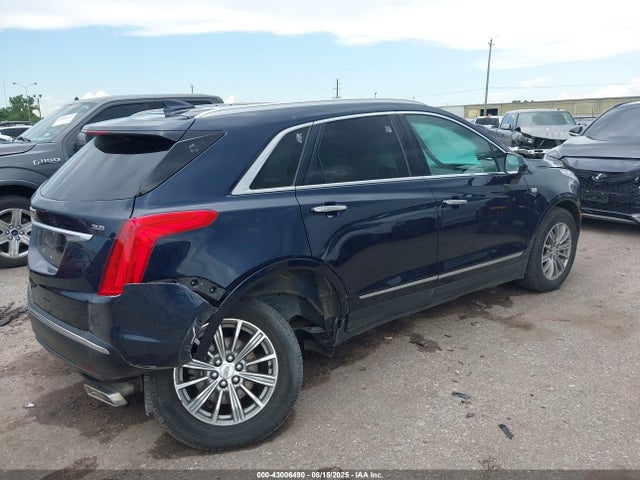2017 CADILLAC XT5 1GYKNDRS0HZ143862 Photo 3