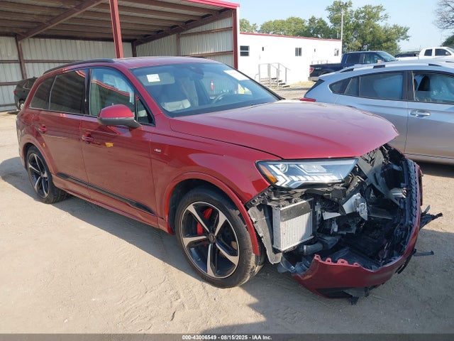 2024 AUDI Q7 WA1WXBF7XRD003350 Photo 0