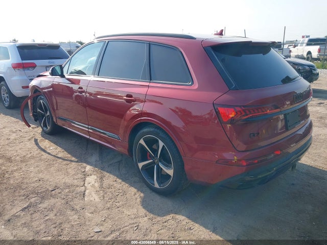 2024 AUDI Q7 WA1WXBF7XRD003350 Photo 2