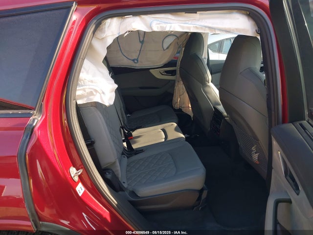 2024 AUDI Q7 WA1WXBF7XRD003350 Photo 7