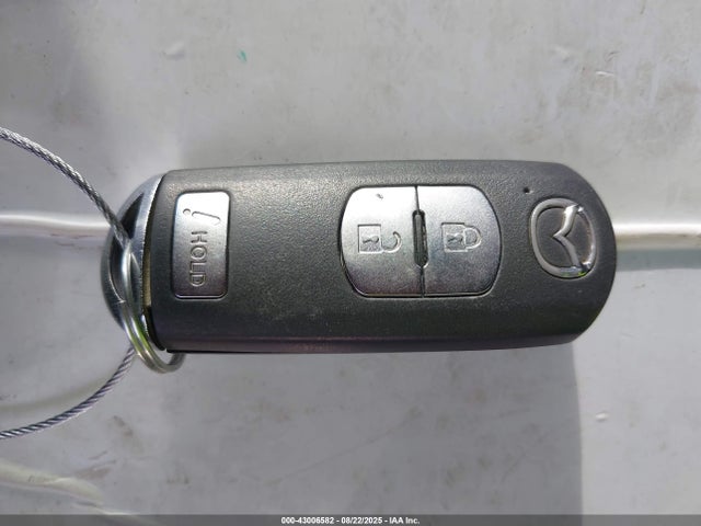JM3KE2CY6G0900829 Mazda py