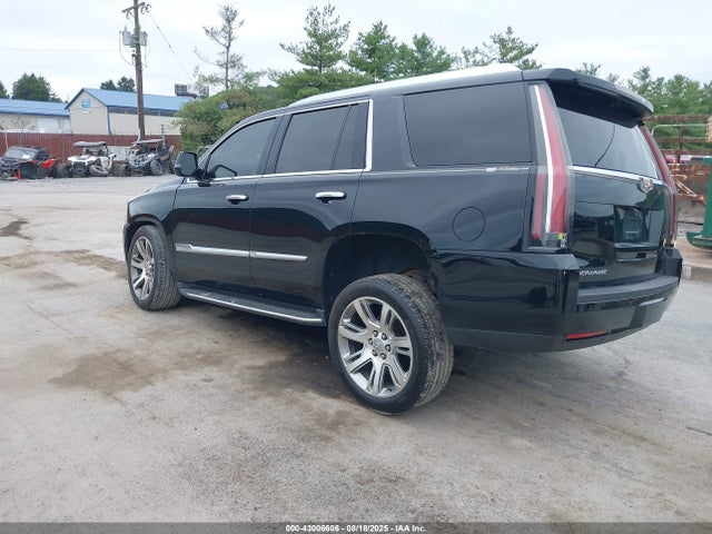 2016 CADILLAC ESCALADE 1GYS4BKJ7GR466605 Photo 2