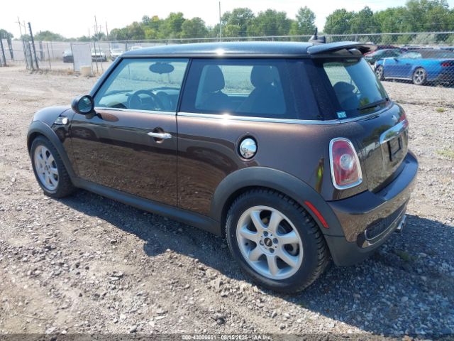 2010 MINI COOPER S WMWMF7C50ATX42508 Photo 2