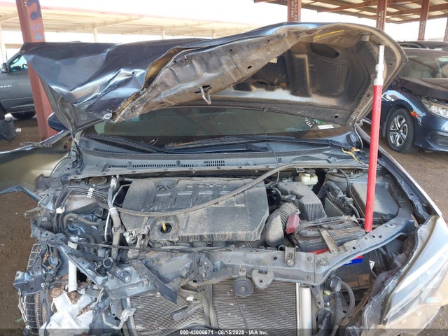 2018 Toyota Corolla Le მანქანა იყიდება აუქციონზე, vin: 2T1BURHE9JC978795, აუქციონის ნომერი: 43006671