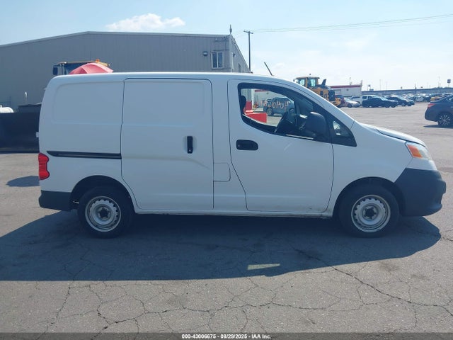 3N6CM0KN2JK695373 Nissan 2018