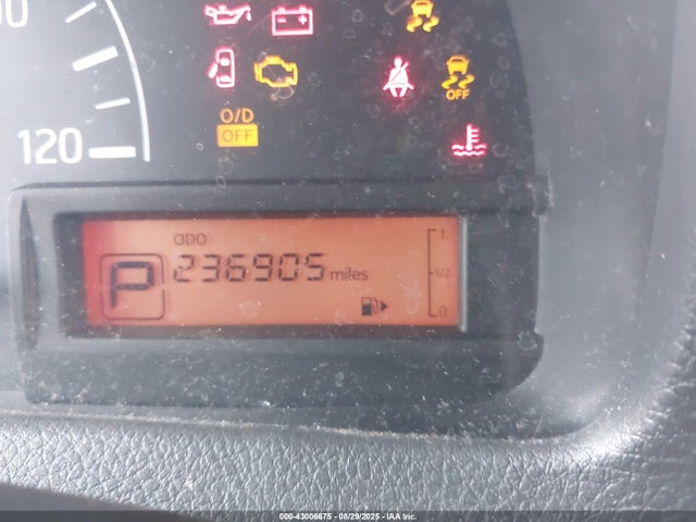 3N6CM0KN2JK695373 Nissan 2018