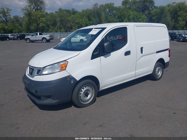 3N6CM0KN2JK695373 Nissan 2018