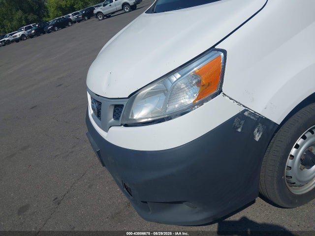 3N6CM0KN2JK695373 Nissan 2018