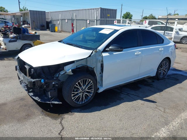 3KPF54AD4PE669197 KIA mpi nu