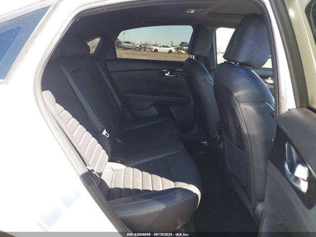 3KPF54AD4PE669197 KIA mpi nu
