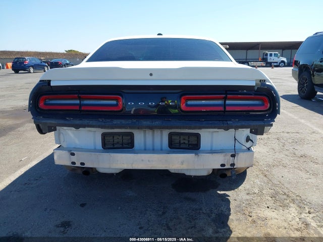 Dodge Challenger 2019 2C3CDZAG0KH751068 Image 16