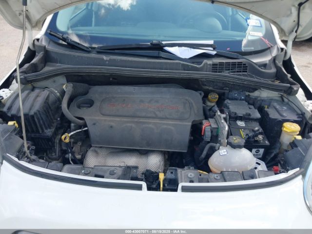 2017 FIAT 500X ZFBCFYCB6HP535041 Photo 9