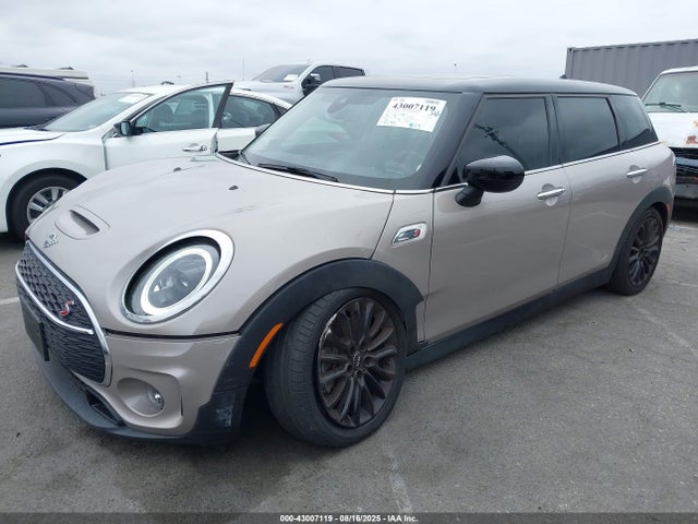 Mini Clubman 2022 WMWLV7C07N2P77982 Image 2