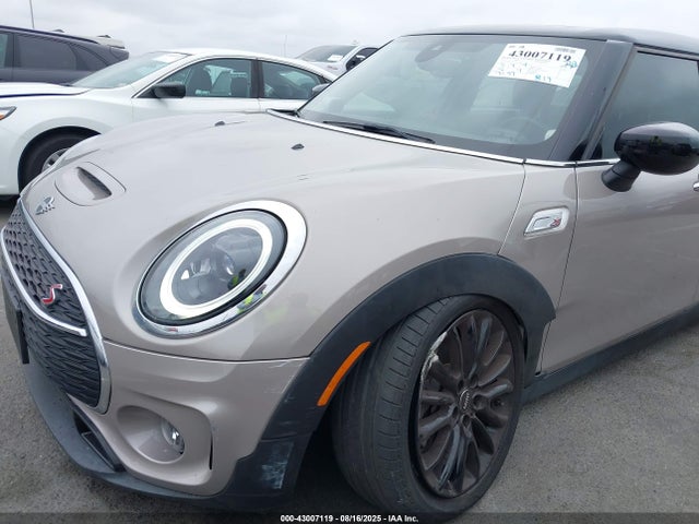 Mini Clubman 2022 WMWLV7C07N2P77982 Image 6
