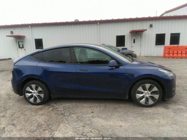 5YJYGDEE1MF243267 Tesla Model Y