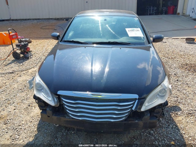 Chrysler 200 2014 1C3CCBAB3EN230968 Image 6