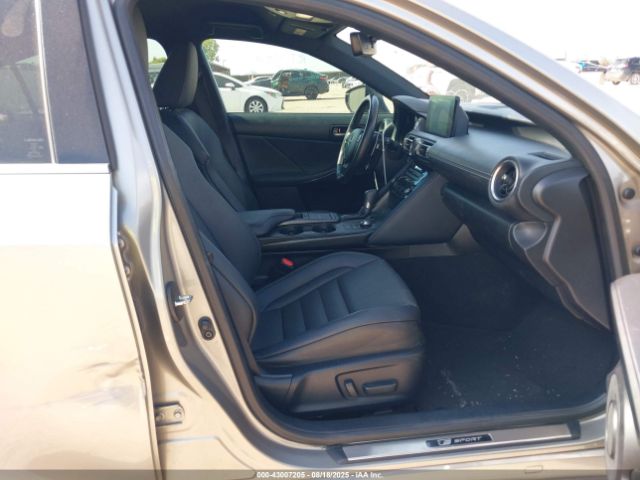 2021 LEXUS IS 350 JTHGZ1B28M5040004 Photo 4