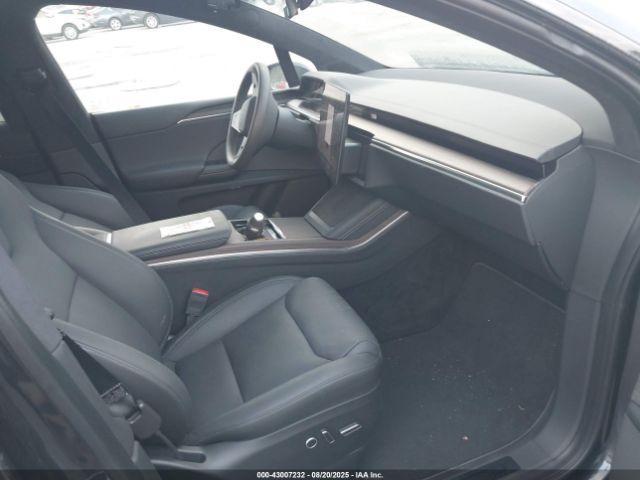 2024 TESLA MODEL X 7SAXCDE5XRF453495 Photo 4