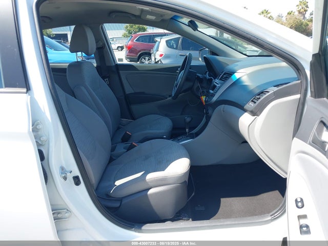KMHCT4AE9HU171447 Hyundai Accent