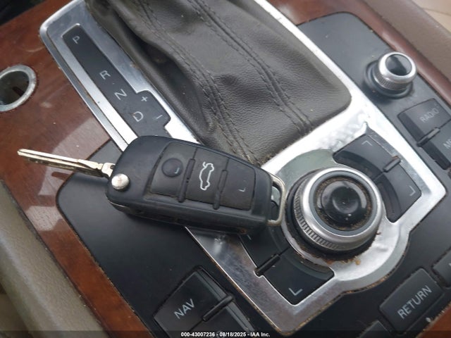 2011 AUDI Q7 WA1LGBFE0BD005048 Photo 10