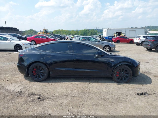 5YJ3E1EA6KF301639 Tesla MODEL 3