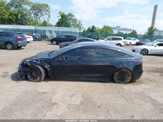 5YJ3E1EA6KF301639 Tesla MODEL 3