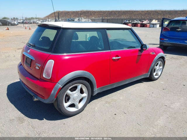 2005 MINI COOPER WMWRC33565TJ73449 Photo 3