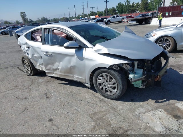 KMHD74LF5HU326820 Hyundai Elantra