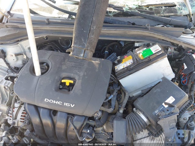 KMHD74LF5HU326820 Hyundai Elantra
