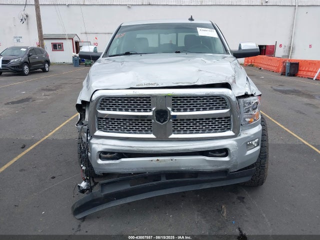 3C6UR5KLXFG581952 RAM 2500