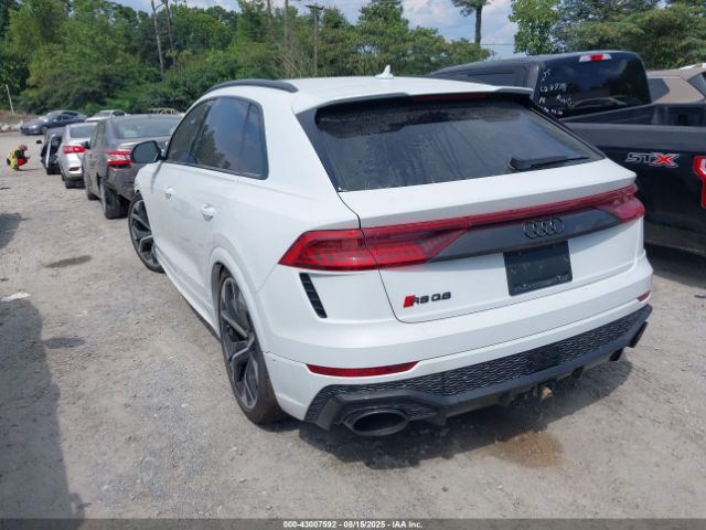 2021 AUDI RS Q8 WU1ARBF10MD029781 Photo 2