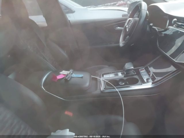 2021 AUDI RS Q8 WU1ARBF10MD029781 Photo 4