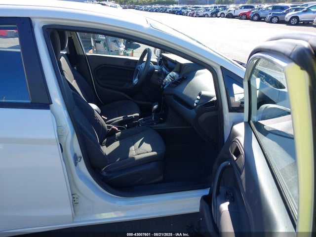 Ford 2019 2019 3FADP4BJ0KM148813 Image 5