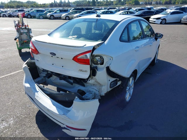 Ford 2019 2019 3FADP4BJ0KM148813 Image 6