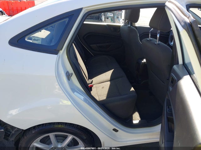 Ford 2019 2019 3FADP4BJ0KM148813 Image 8