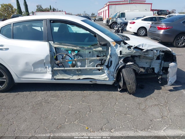 Nissan 2024 2024 3N1AB8CV9RY258088 Image 18