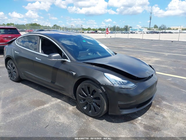 2018 TESLA MODEL 3 5YJ3E1EA6JF163535 Photo 0