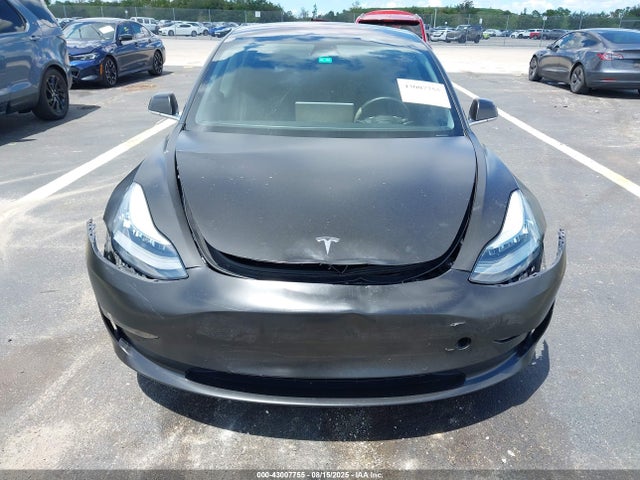 5YJ3E1EA6JF163535 Tesla MODEL 3