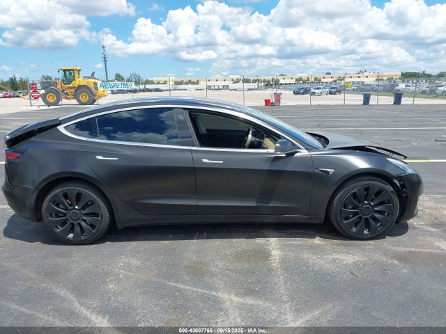 5YJ3E1EA6JF163535 Tesla MODEL 3